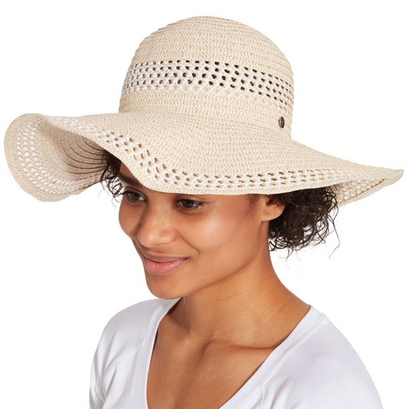 Carrie Underwood Floppy Hat 